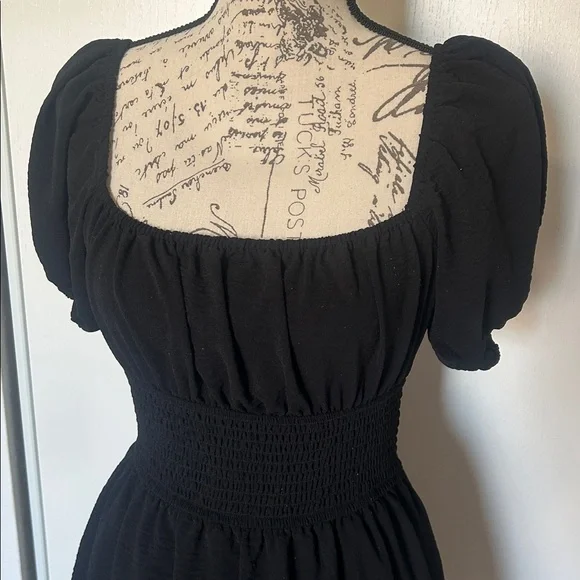 Black Cottagecore Dress - Picture 2 of 4